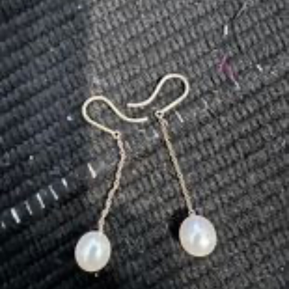 Tiffany Silver Elsa Peretti® Pearls by the Yard™ Chain Earrings - Picture 4 of 4